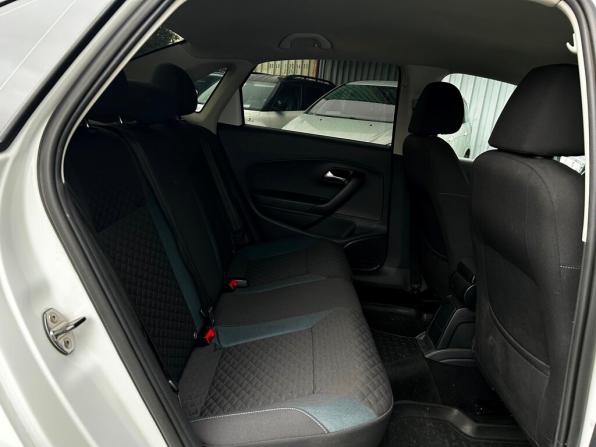 Volkswagen Polo V Рестайлинг с пробегом 2019 года, цена 869 800 рублей, 170072 км, седан, Автокод Объявления