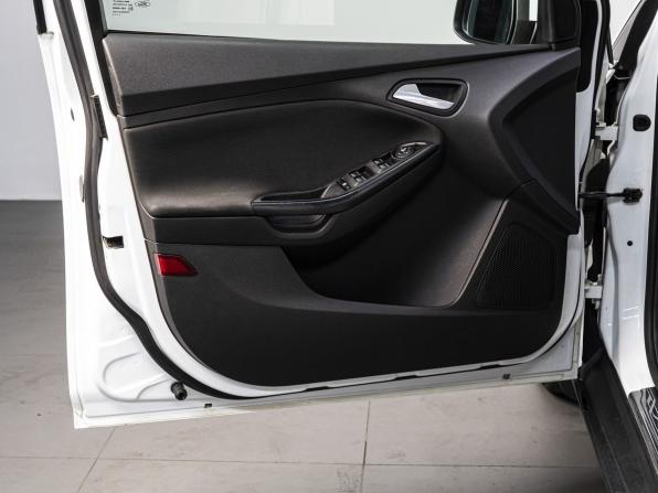 Ford Focus III с пробегом 2012 года, цена 650 000 рублей, 301199 км, хэтчбек, Автокод Объявления