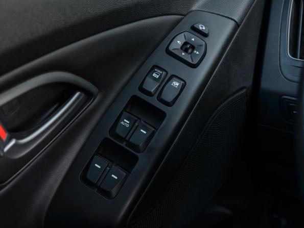 Hyundai ix35 I Рестайлинг с пробегом 2014 года, цена 1 620 000 рублей, 153236 км, внедорожник, Автокод Объявления