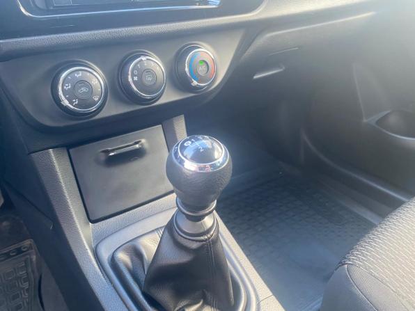 Toyota Corolla XI (E160 E170 E180) с пробегом 2013 года, цена 1 250 000 рублей, 107000 км, седан, Автокод Объявления