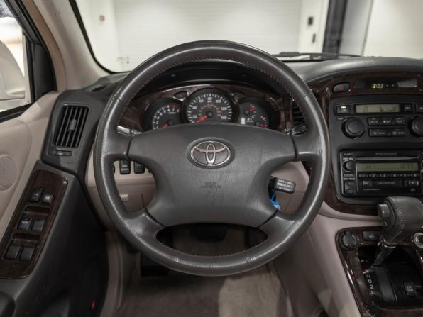 Toyota Highlander I (XU20) с пробегом 2002 года, цена 1 070 000 рублей, 163070 км, внедорожник, Автокод Объявления