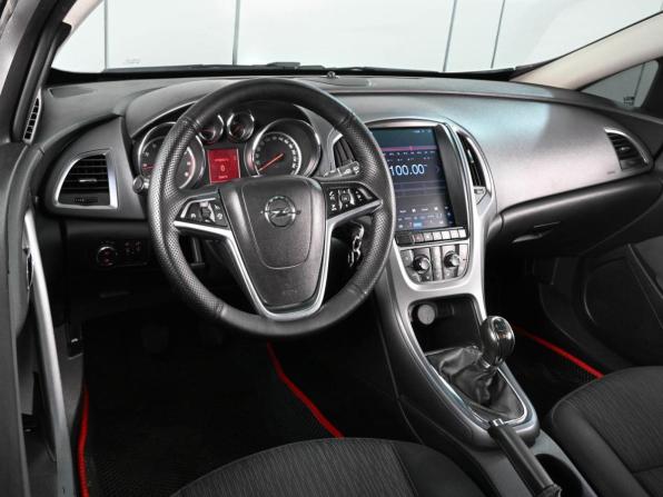 Opel Astra J Рестайлинг с пробегом 2013 года, цена 769 000 рублей, 295974 км, хэтчбек, Автокод Объявления