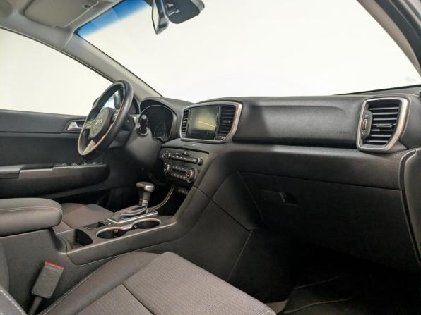 Kia Sportage IV Рестайлинг с пробегом 2022 года, цена 2 800 000 рублей, 40179 км, внедорожник, Автокод Объявления