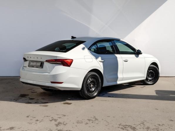 Skoda Octavia IV (A8) с пробегом 2021 года, цена 2 315 000 рублей, 87506 км, лифтбек, Автокод Объявления
