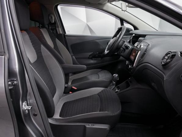 Renault Kaptur I с пробегом 2019 года, цена 1 610 000 рублей, 34500 км, внедорожник, Автокод Объявления