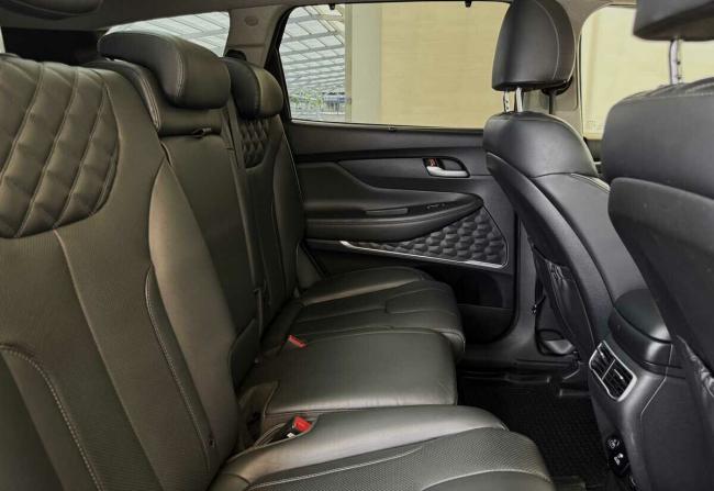 Hyundai Santa Fe IV Рестайлинг с пробегом 2021 года, цена 3 485 000 рублей, 84597 км, внедорожник, Автокод Объявления