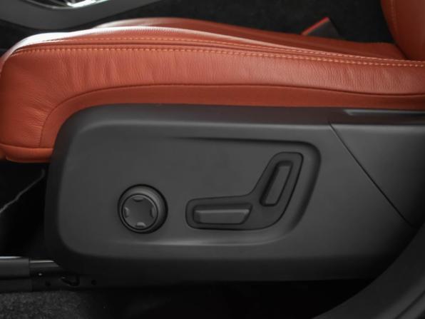 Volvo XC40 I с пробегом 2021 года, цена 3 237 000 рублей, 53469 км, внедорожник, Автокод Объявления