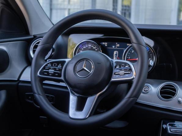 Mercedes-Benz E-Класс V (W213 S213 C238) с пробегом 2020 года, цена 1 949 000 рублей, 471749 км, седан, Автокод Объявления