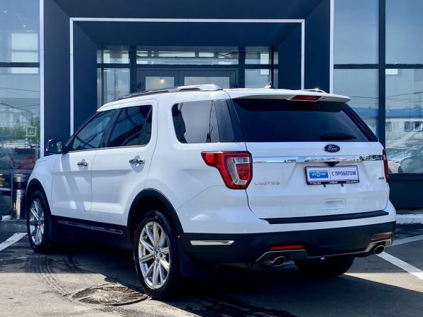 Ford Explorer V Рестайлинг 2 с пробегом 2018 года, цена 3 599 000 рублей, 125100 км, внедорожник, Автокод Объявления