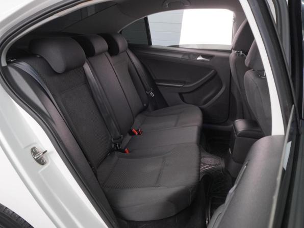 Volkswagen Jetta VI с пробегом 2014 года, цена 1 249 000 рублей, 94220 км, седан, Автокод Объявления