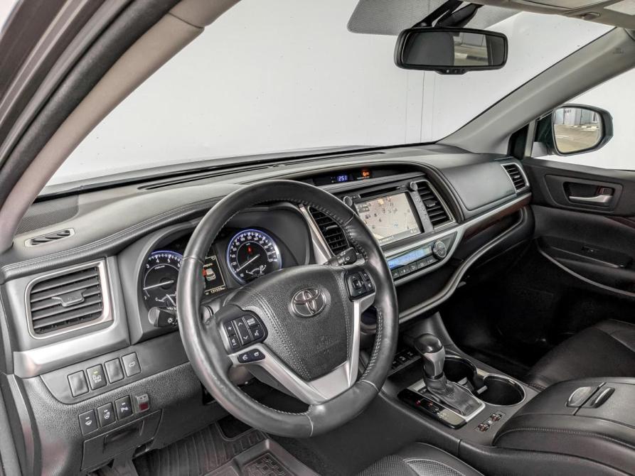 Toyota Highlander III (XU50) Москва  - изображение 18