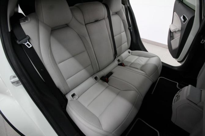 Mercedes-Benz GLA I (X156) с пробегом 2014 года, цена 1 950 000 рублей, 104919 км, внедорожник, Автокод Объявления