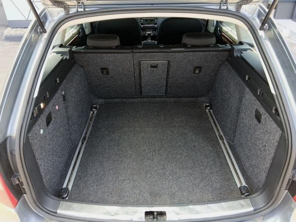 Skoda Superb II с пробегом 2012 года, цена 1 029 000 рублей, 251894 км, универсал, Автокод Объявления