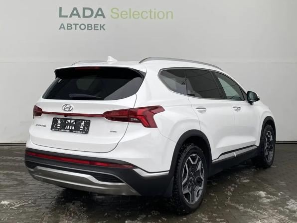 Hyundai Santa Fe IV Рестайлинг с пробегом 2023 года, цена 4 396 000 рублей, 61050 км, внедорожник, Автокод Объявления