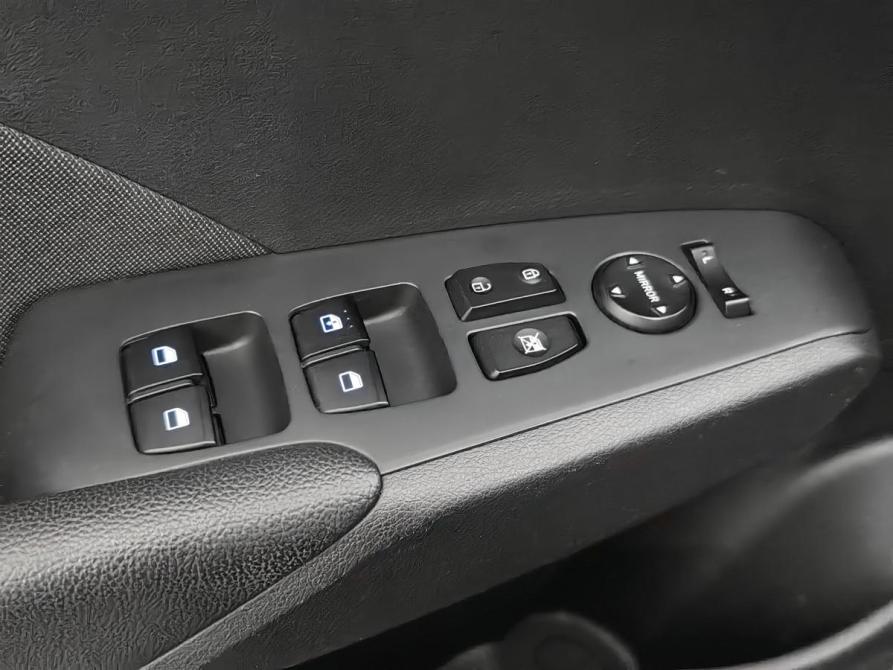 Hyundai Solaris II Москва  - изображение 20