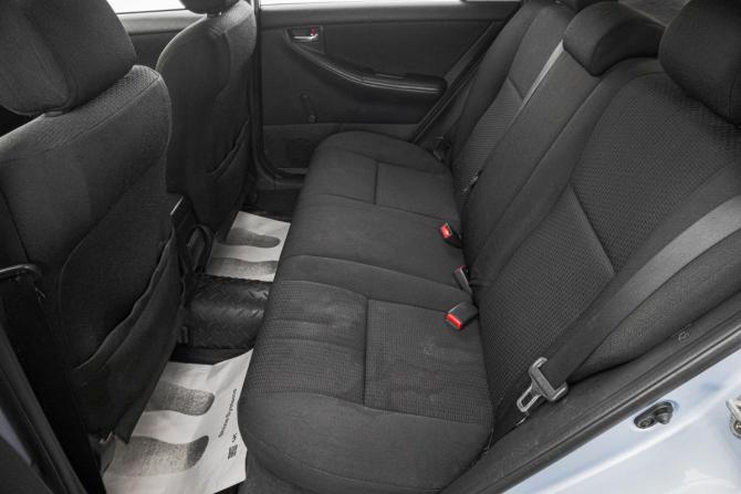 Toyota Corolla IX (E120 E130) Рестайлинг с пробегом 2006 года, цена 649 000 рублей, 184000 км, хэтчбек, Автокод Объявления