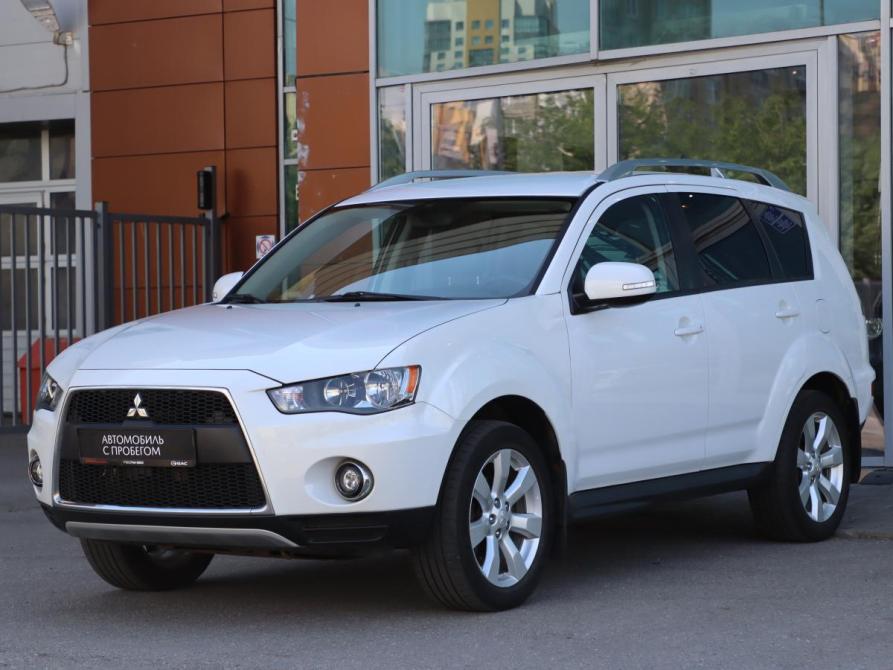 Mitsubishi Outlander II Рестайлинг Санкт-Петербург  - изображение 1