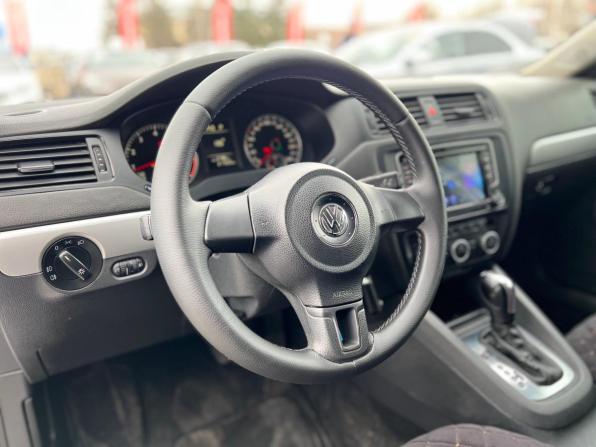 Volkswagen Jetta VI с пробегом 2012 года, цена 960 000 рублей, 217000 км, седан, Автокод Объявления