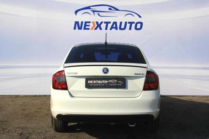 Skoda Rapid I с пробегом 2016 года, цена 998 800 рублей, 165207 км, лифтбек, Автокод Объявления