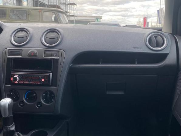 Ford Fusion I Рестайлинг с пробегом 2008 года, цена 479 000 рублей, 251270 км, хэтчбек, Автокод Объявления