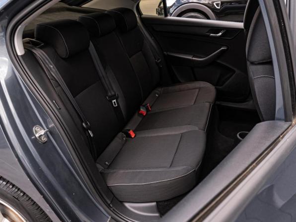 Skoda Rapid I с пробегом 2014 года, цена 1 170 000 рублей, 149323 км, лифтбек, Автокод Объявления