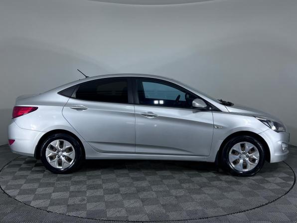 Hyundai Solaris I Рестайлинг с пробегом 2016 года, цена 925 000 рублей, 146000 км, седан, Автокод Объявления