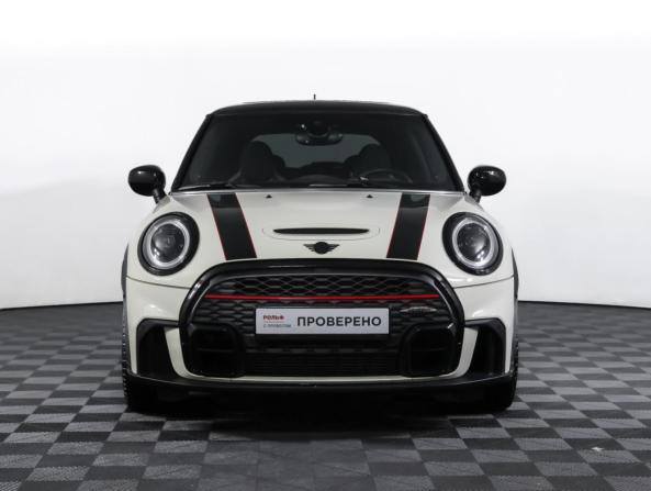Mini Hatch III (F55/F56) Рестайлинг 2 с пробегом 2021 года, цена 3 778 000 рублей, 26100 км, хэтчбек, Автокод Объявления