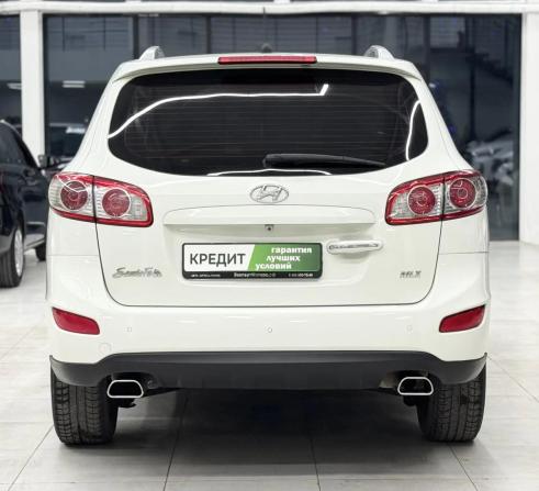 Hyundai Santa Fe II Рестайлинг с пробегом 2011 года, цена 1 099 000 рублей, 303238 км, внедорожник, Автокод Объявления