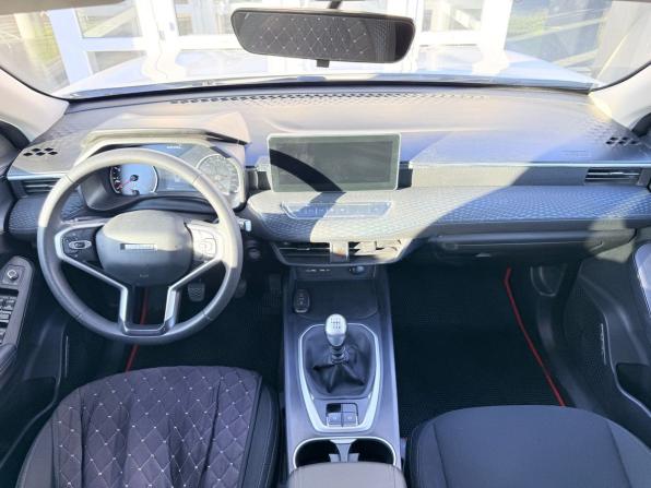 Haval Jolion I с пробегом 2023 года, цена 1 499 000 рублей, 32580 км, внедорожник, Автокод Объявления