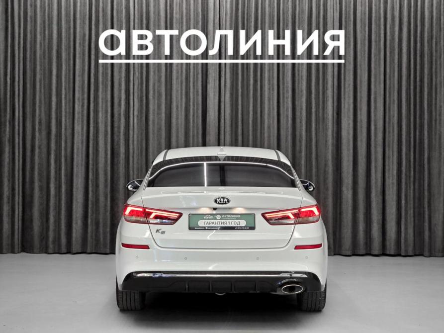 Kia K5 II Красноярск  - изображение 8