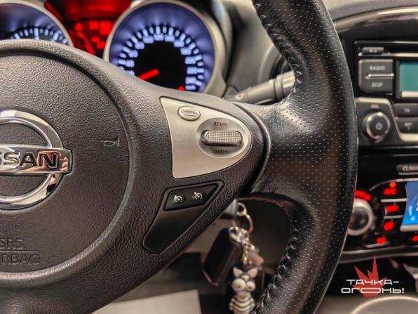 Nissan Juke I Рестайлинг с пробегом 2015 года, цена 1 298 000 рублей, 39000 км, внедорожник, Автокод Объявления