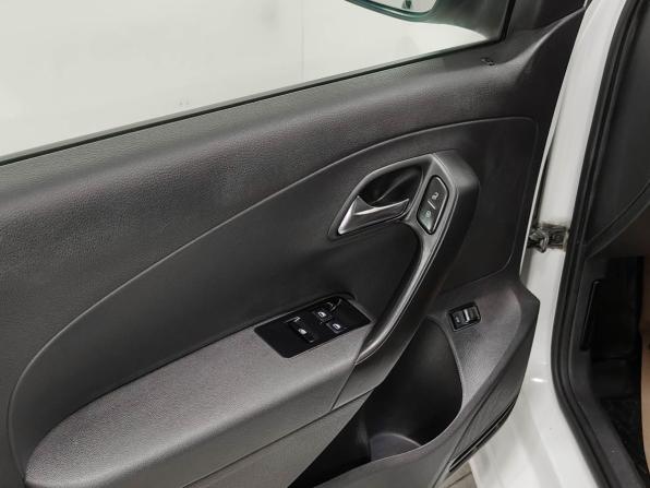 Volkswagen Polo V с пробегом 2013 года, цена 660 000 рублей, 126249 км, седан, Автокод Объявления