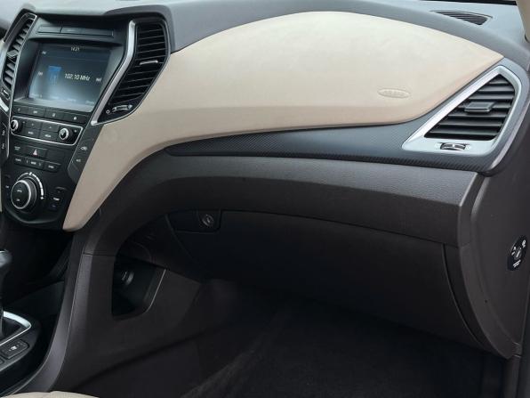Hyundai Santa Fe III Рестайлинг с пробегом 2018 года, цена 2 390 000 рублей, 122000 км, внедорожник, Автокод Объявления