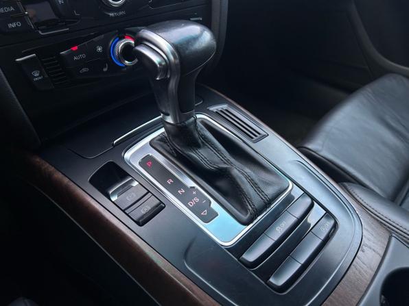 Audi A5 I (8T) Рестайлинг с пробегом 2012 года, цена 1 340 000 рублей, 230188 км, лифтбек, Автокод Объявления
