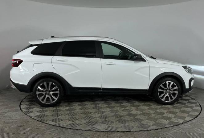 Lada (ВАЗ) Vesta I Рестайлинг (NG) с пробегом 2024 года, цена 1 535 000 рублей, 20400 км, универсал, Автокод Объявления