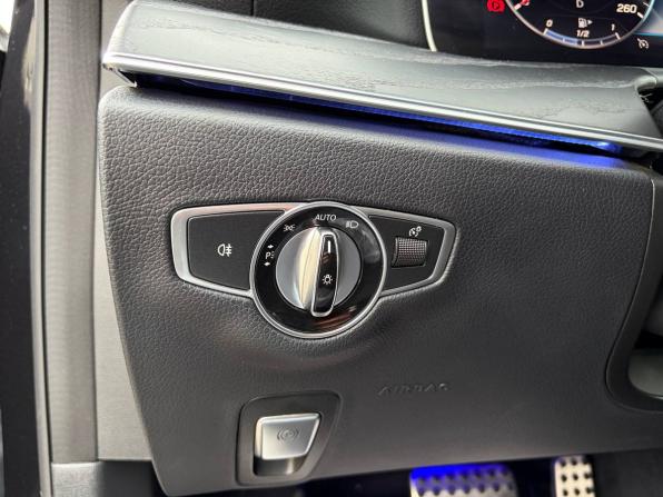 Mercedes-Benz E-Класс V (W213 S213 C238) с пробегом 2018 года, цена 2 695 000 рублей, 167000 км, седан, Автокод Объявления