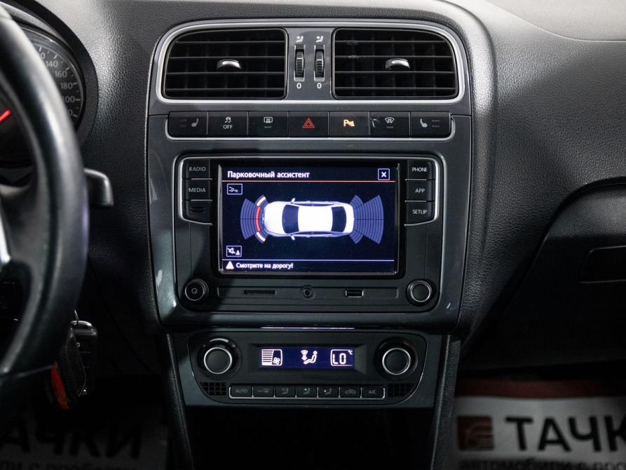 Volkswagen Polo V Рестайлинг Иркутск  - изображение 13