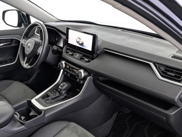 Toyota RAV4 V (XA50) с пробегом 2024 года, цена 4 085 000 рублей, 11747 км, внедорожник, Автокод Объявления