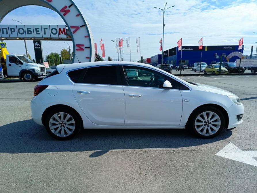 Opel Astra J Рестайлинг Тюмень  - изображение 8