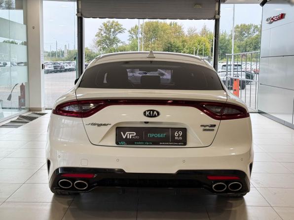 Kia Stinger I с пробегом 2019 года, цена 2 597 000 рублей, 112744 км, лифтбек, Автокод Объявления