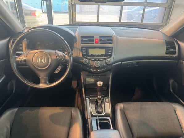 Honda Accord VII Рестайлинг с пробегом 2007 года, цена 699 000 рублей, 243200 км, седан, Автокод Объявления