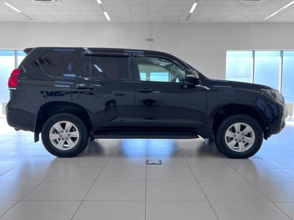 Toyota Land Cruiser Prado 150 Series Рестайлинг 2 с пробегом 2019 года, цена 4 950 000 рублей, 104000 км, внедорожник, Автокод Объявления