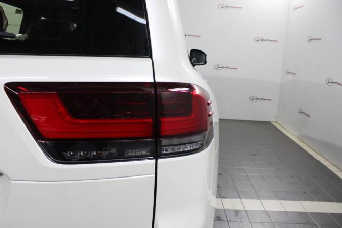 Toyota Land Cruiser 300 Series с пробегом 2025 года, цена 16 700 000 рублей, 10 км, внедорожник, Автокод Объявления