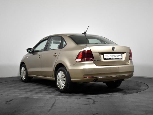 Volkswagen Polo V Рестайлинг с пробегом 2017 года, цена 965 000 рублей, 55531 км, седан, Автокод Объявления