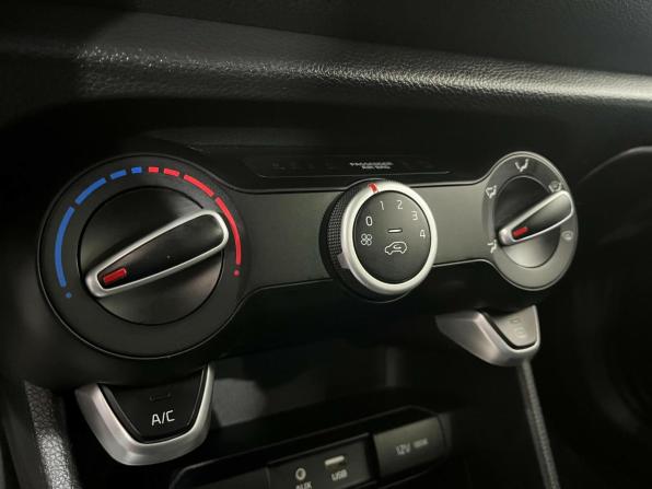 Kia Picanto III с пробегом 2017 года, цена 1 236 250 рублей, 64579 км, хэтчбек, Автокод Объявления