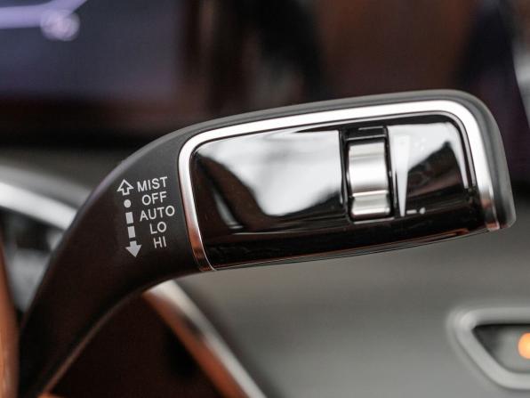 Hongqi H9 I с пробегом 2024 года, цена 5 820 000 рублей, 5 км, седан, Автокод Объявления