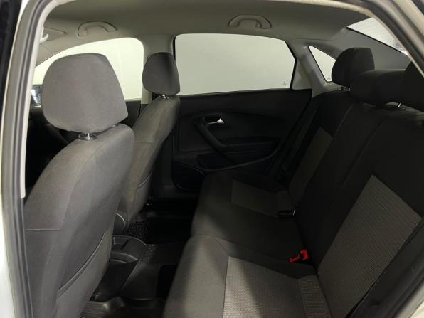 Volkswagen Polo V с пробегом 2014 года, цена 749 000 рублей, 181126 км, седан, Автокод Объявления