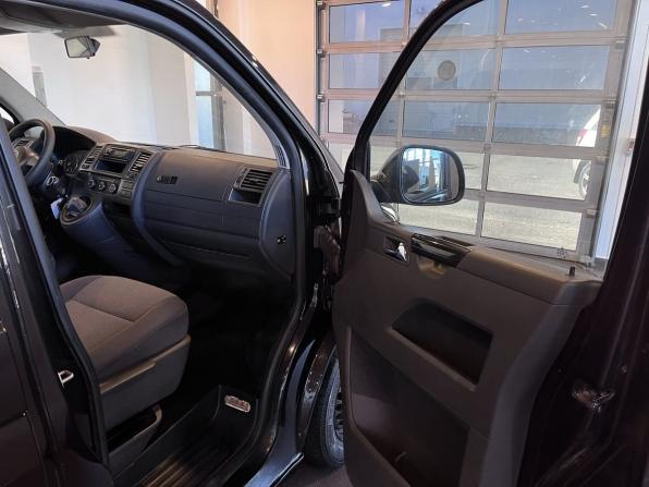 Volkswagen Caravelle T5 Рестайлинг с пробегом 2012 года, цена 2 046 000 рублей, 236745 км, минивэн, Автокод Объявления