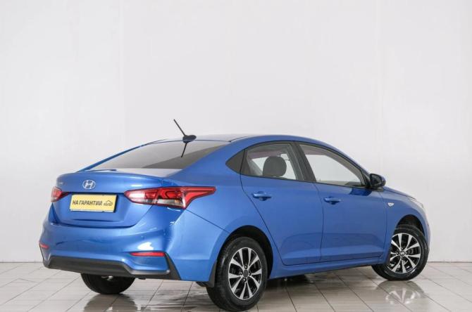 Hyundai Solaris II с пробегом 2017 года, цена 1 399 000 рублей, 77000 км, седан, Автокод Объявления