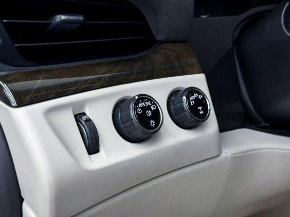 Cadillac Escalade IV с пробегом 2019 года, цена 5 399 000 рублей, 82441 км, внедорожник, Автокод Объявления